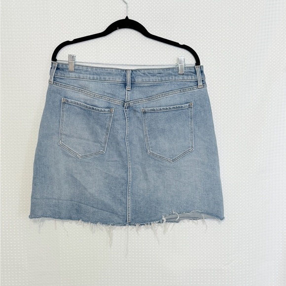 Old Navy Button Fly Denim Mini Skirt Raw Hem Y2K Light Wash High-Rise Plus | 14 - Picture 2 of 5
